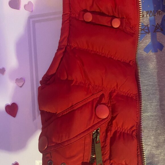 Red Puffer Winter Vest - Picture 5 of 8
